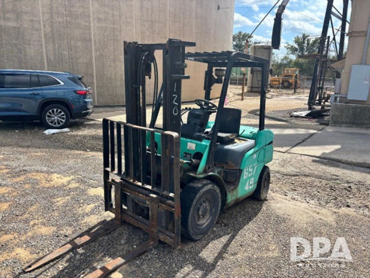 caterpillar-657-image-1