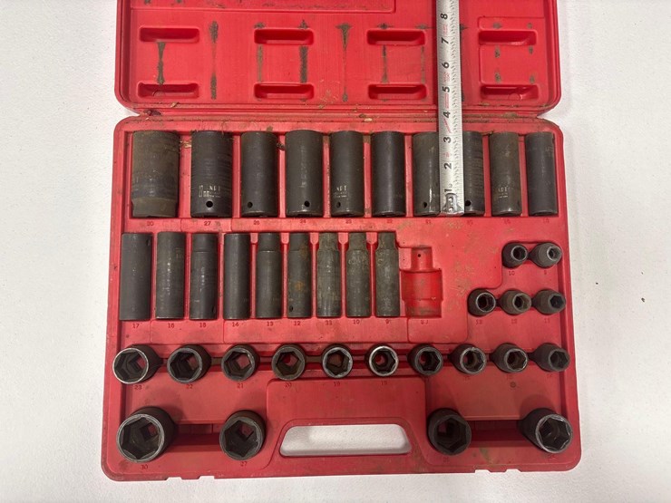 assorted-tools-set-image-2