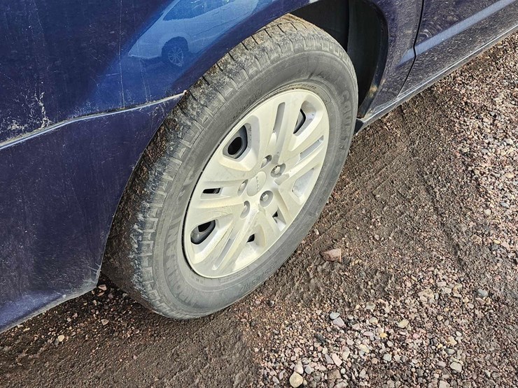 2015-dodge-grand-caravan-se-image-52