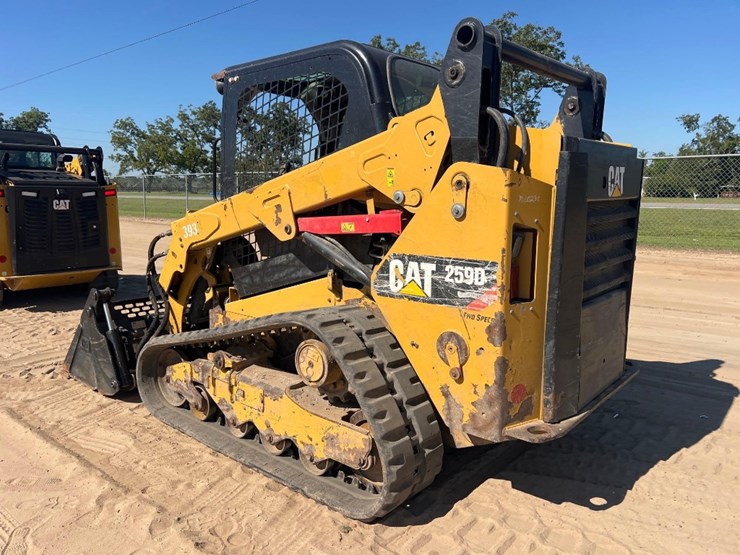 2016-caterpillar-259d-image-2