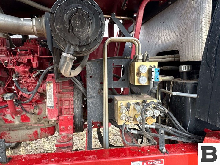 2009-new-holland-h8040-image-48