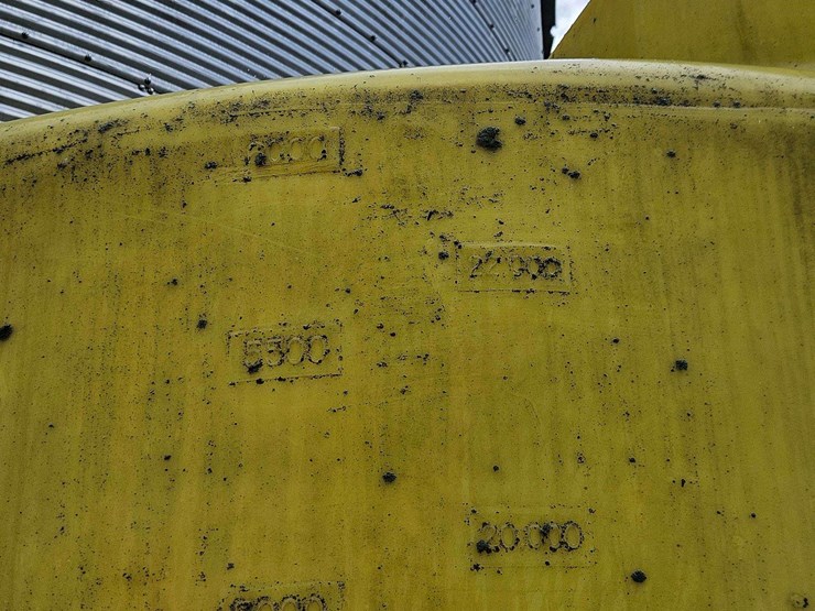 6000-gallon-plastic-tank-image-3