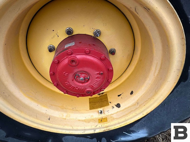 2009-new-holland-h8040-image-22