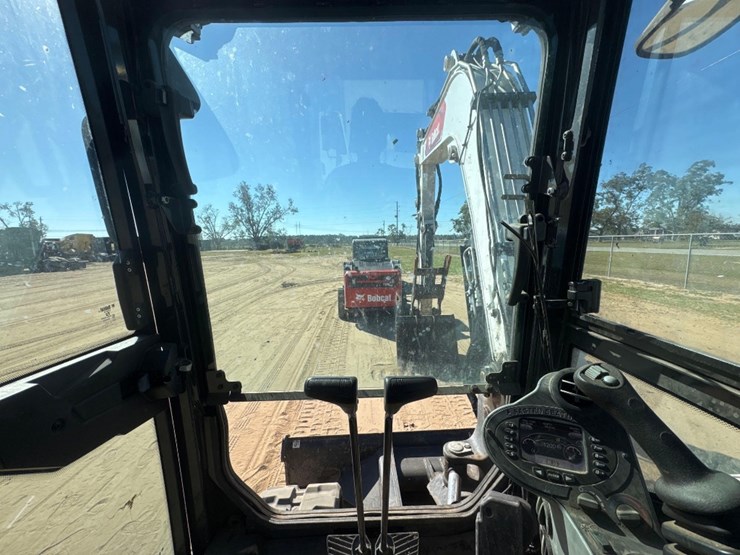 2024-bobcat-e88-image-27