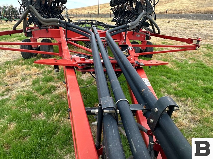 2012-case-800-image-12