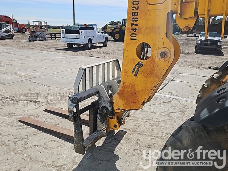 2015-jcb-509-42-image-16