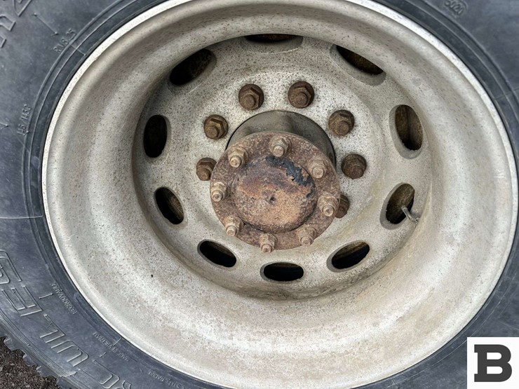 2008-peterbilt-386-image-50