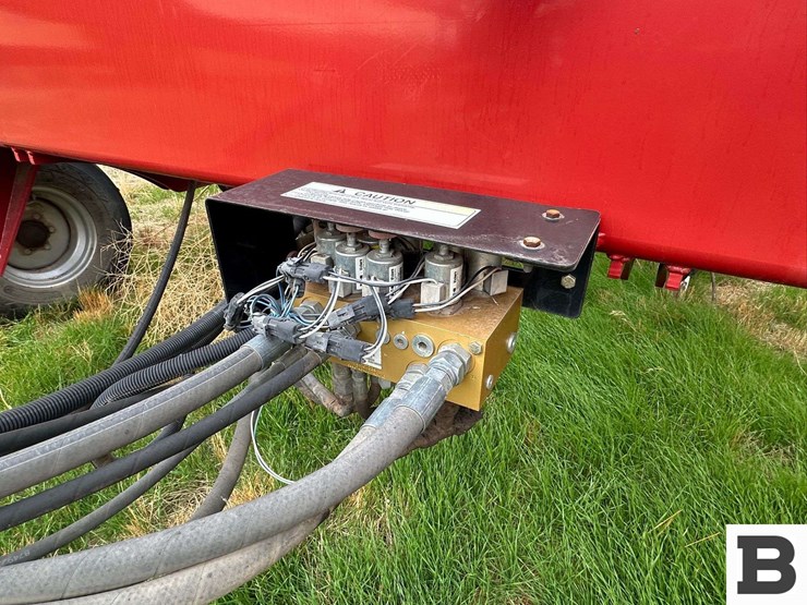 2012-case-800-image-22