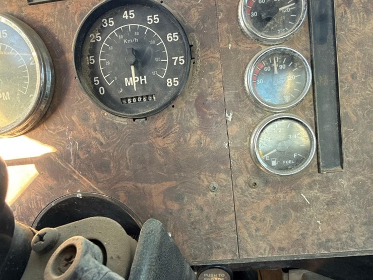 1997-cummins-m11-image-9