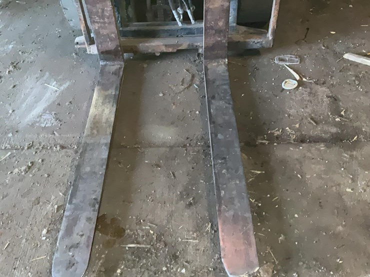 #222-•-yale-glp060vxeusf087-forklift*-image-8