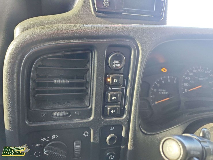 2003-gmc-sierra-1500-image-12