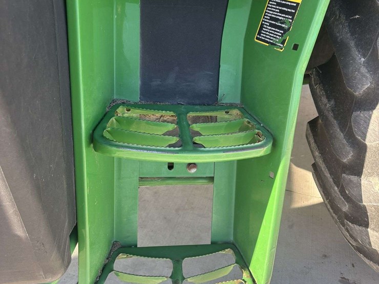 john-deere-6150r-image-6