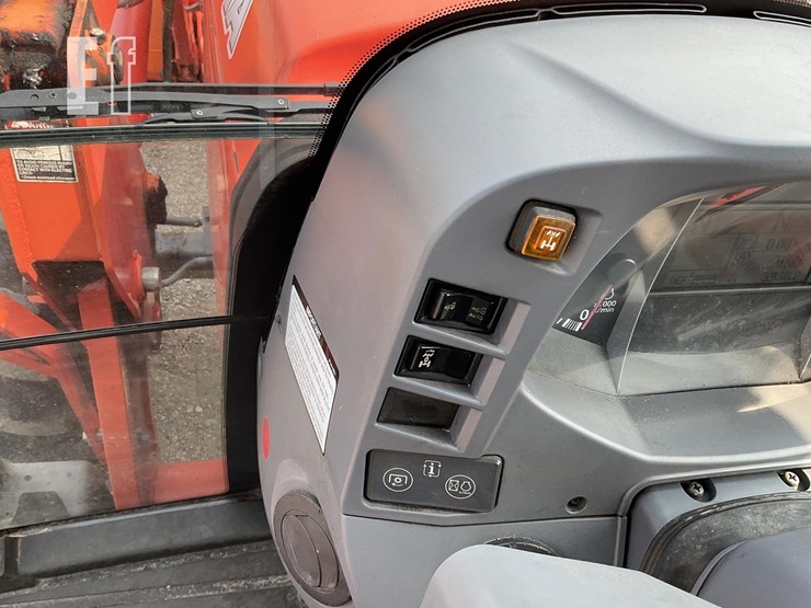 2015-kubota-m6-111-image-29