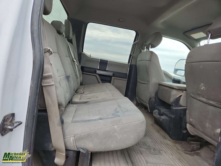 2019-ford-f350-image-18