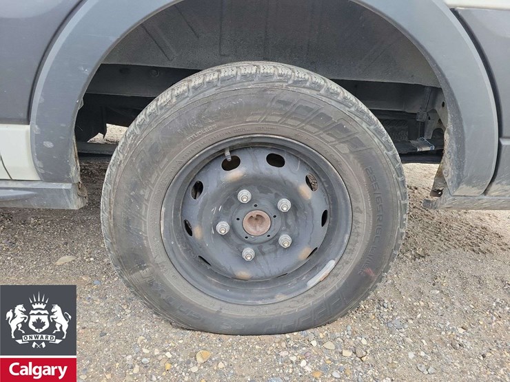 2017-ford-transit-image-16