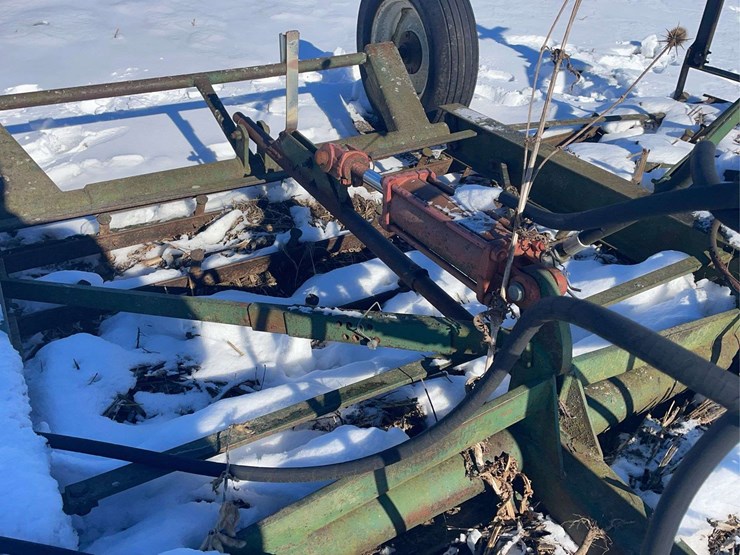 unverferth-28ft-harogator-image-5