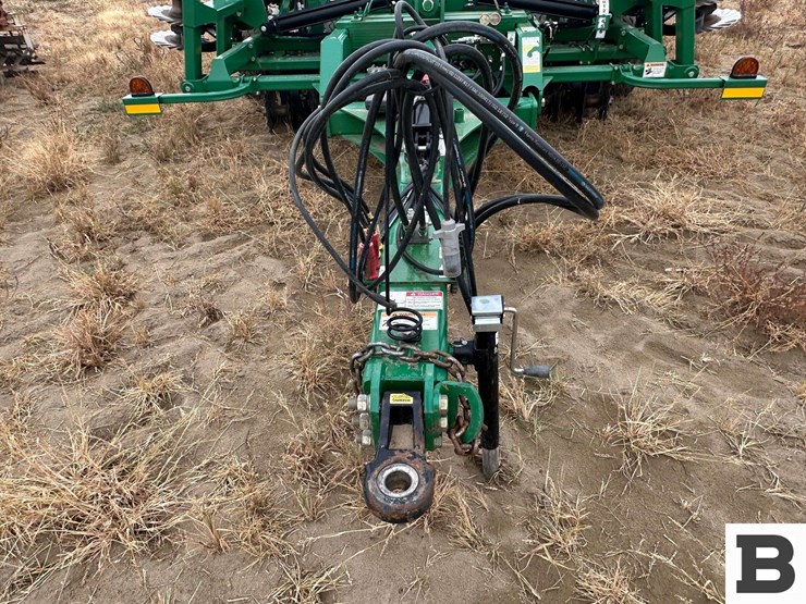 great-plains-2400tm-image-12