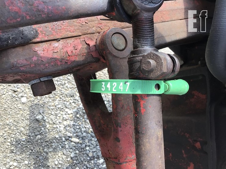 1952-ford-8n-image-18