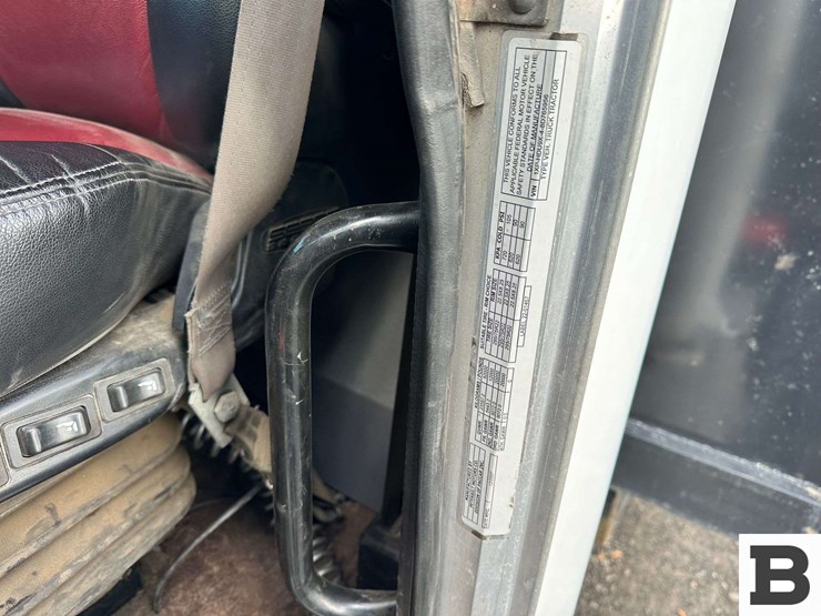 2008-peterbilt-386-image-82