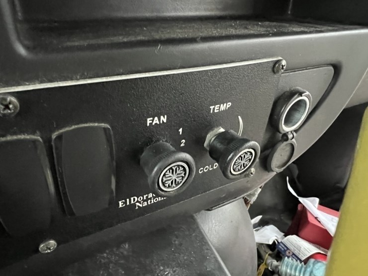 2015-chevrolet-express-paratransit-bus-image-36