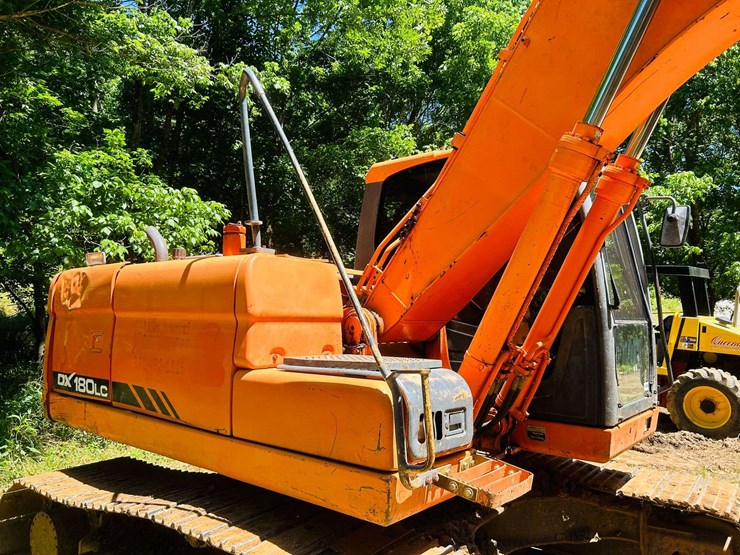 2010-doosan-dx180-lc-image-25