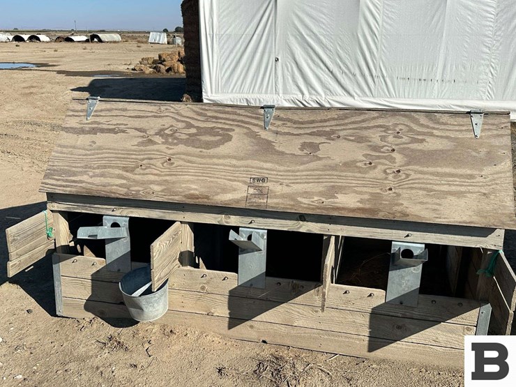 custom-wood-calf-bottling-huts---basin-city,-wa-image-6