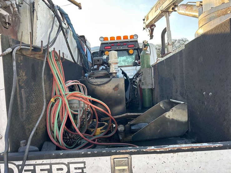 2011-international-workstar-7400-image-14