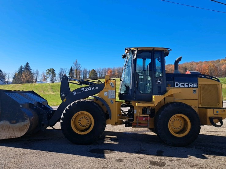 2018-deere-524k-image-2