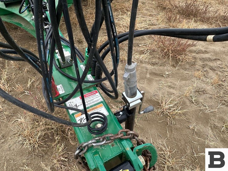 great-plains-2400tm-image-14