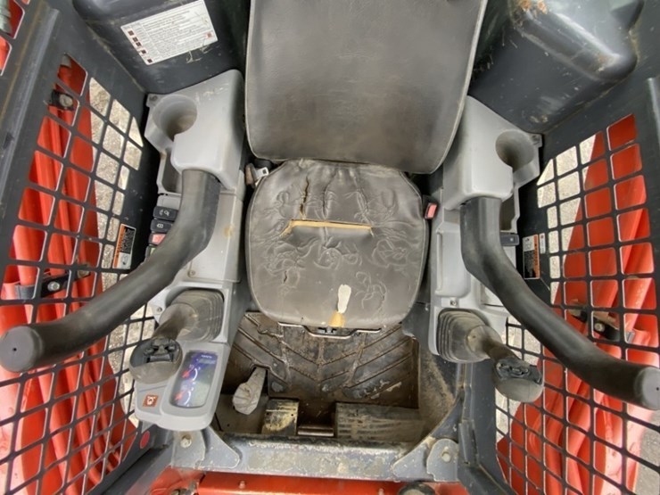 kubota-svl75-image-15