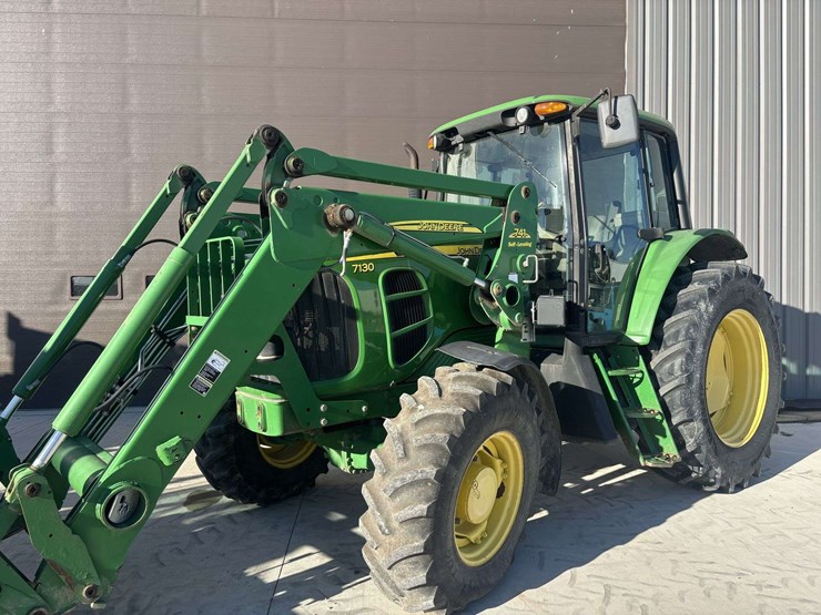 john-deere-7130-image-5