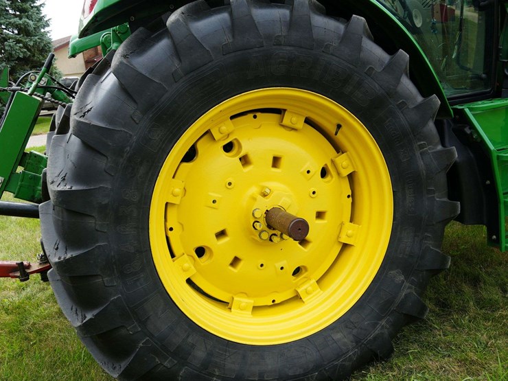 john-deere-6125r-image-43