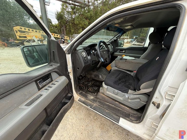 2014-ford-f150-xlt-image-14