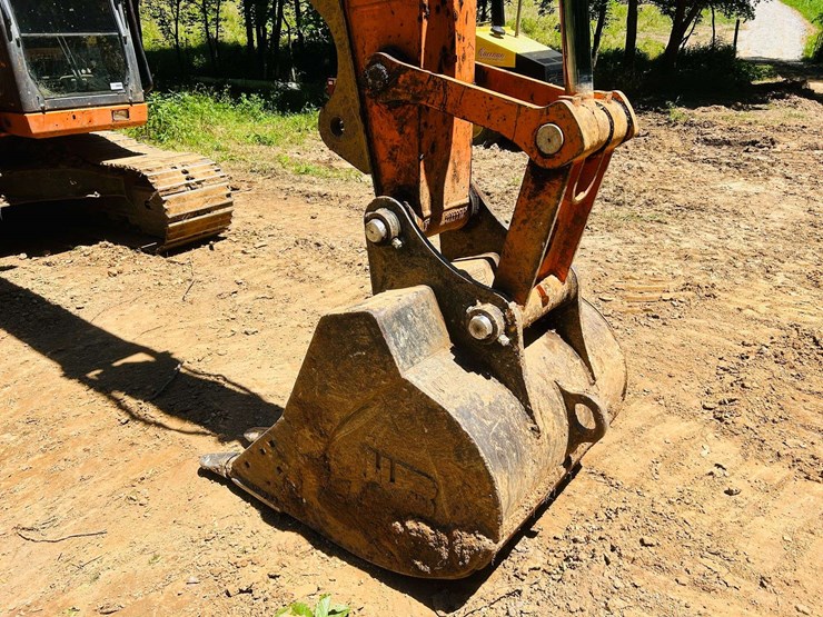 2010-doosan-dx180-lc-image-7