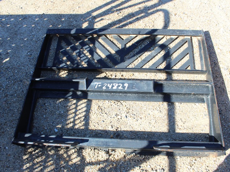 #2785-•-skid-frame,-no-forks-image-1