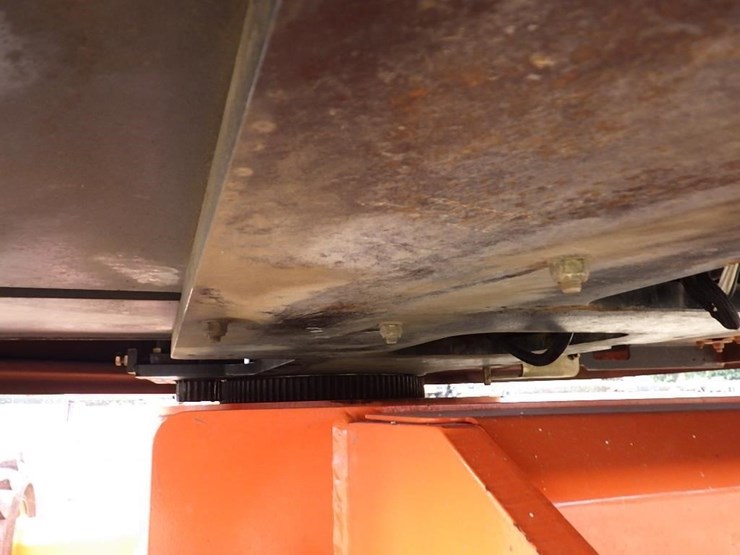 2016-jlg-400s-image-26