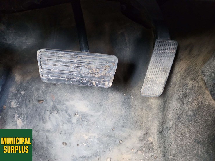 2016-chevrolet-silverado-1500-image-14