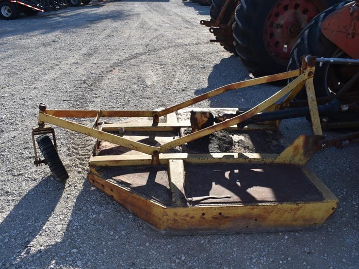 mf-65-tractor-w/-loader-and-5'-shredder-3pt-(switch-start)-(serial-#-704678-image-6