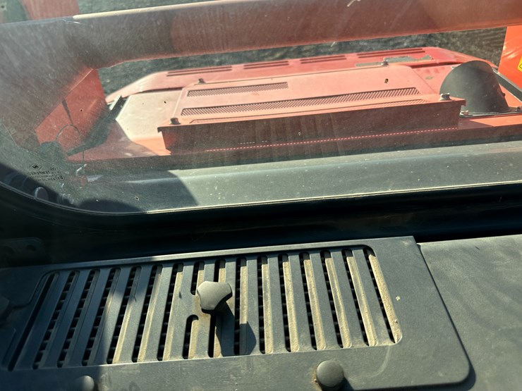 kubota-svl75-2-image-56