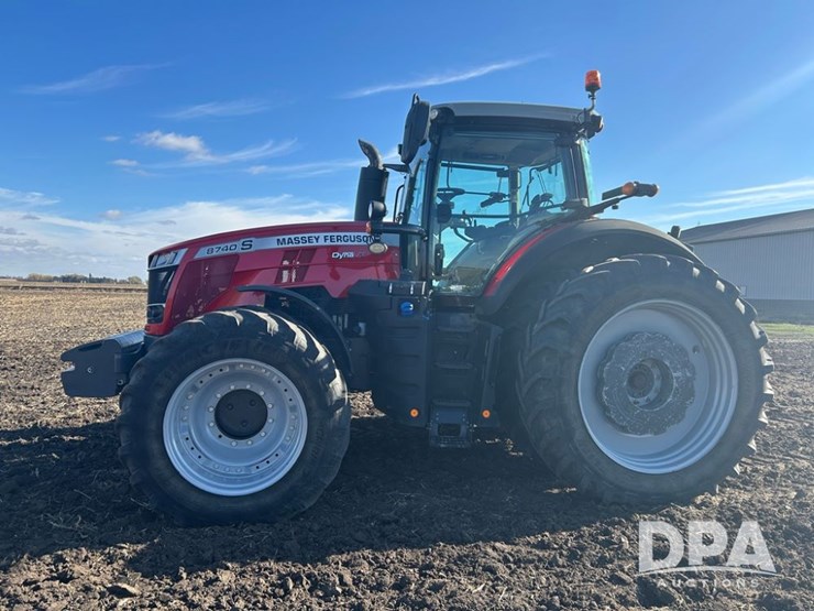 2020-massey-ferguson-8740s-image-4