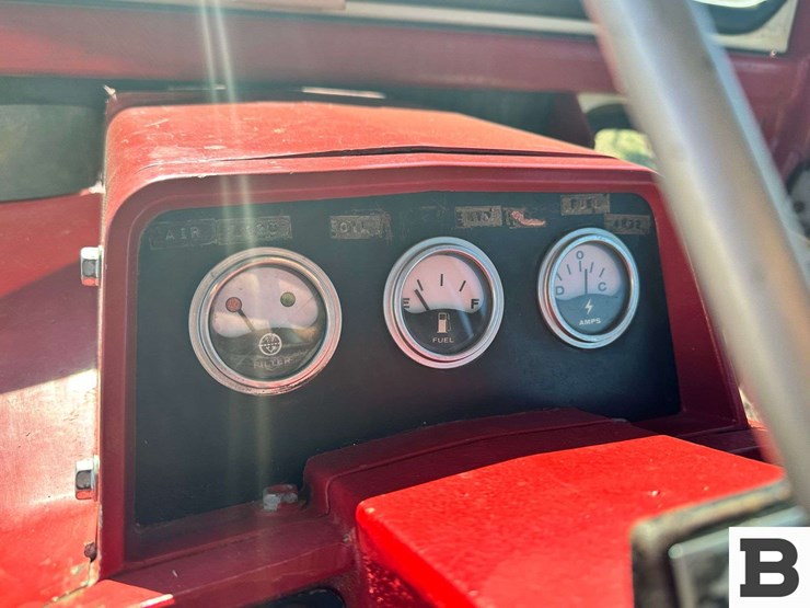 1972-international-1066-image-89