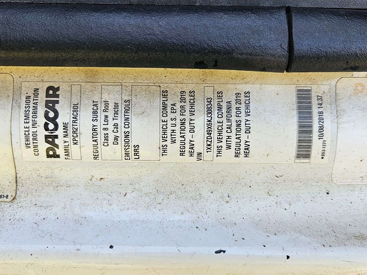 2019-kenworth-t880-image-31