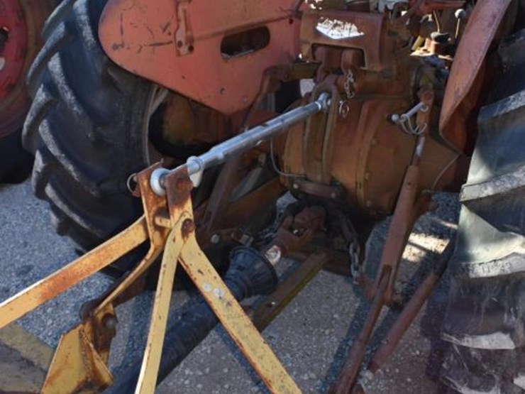 mf-65-tractor-w/-loader-and-5'-shredder-3pt-(switch-start)-(serial-#-704678-image-7