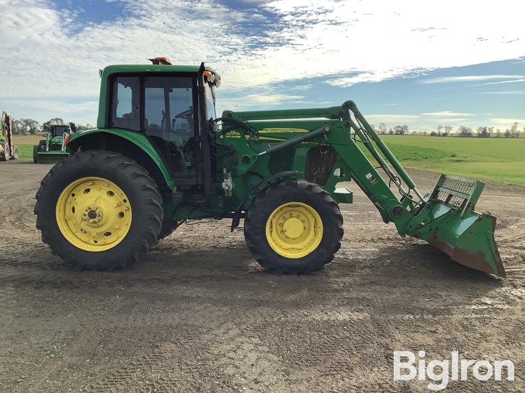 2006-john-deere-7520-image-4