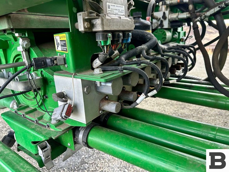 john-deere-1910-image-17