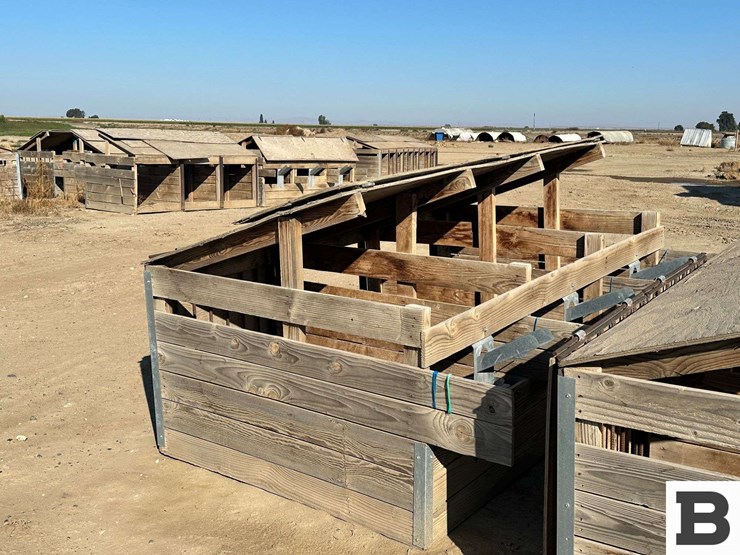 custom-wood-calf-bottling-huts---basin-city,-wa-image-6