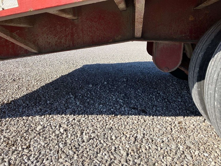 25'-tandem-dual-axle-tender-trailer-with-plumbing-and-tank-image-16