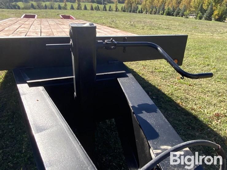 2001-towmaster-t-40-image-13