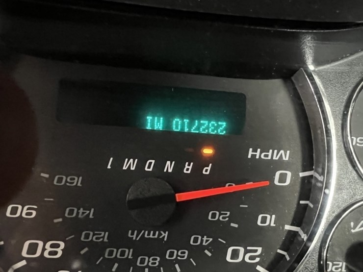 2016-chevrolet-express-paratransit-bus-image-26