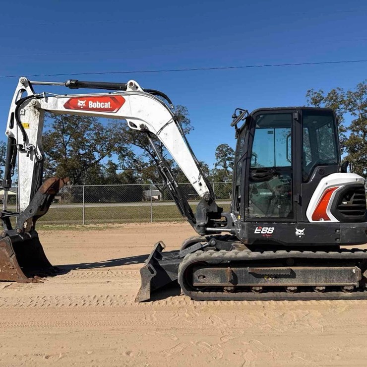 2024 BOBCAT E88